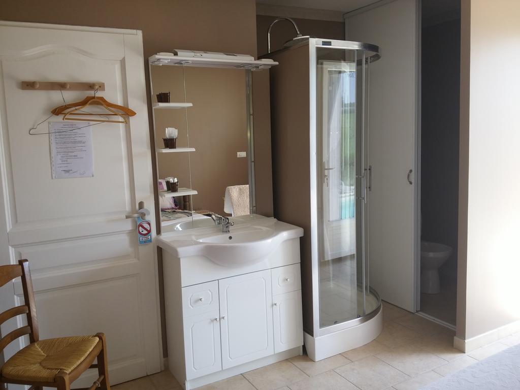 Chambres D'Hotes Les Maisses Mison Esterno foto