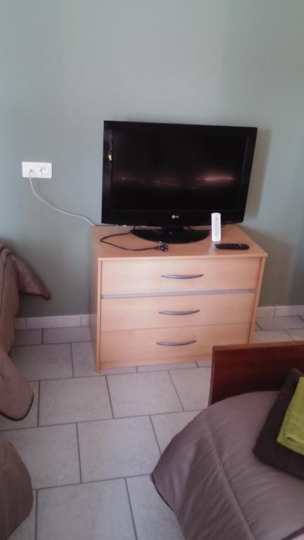 Chambres D'Hotes Les Maisses Mison Esterno foto